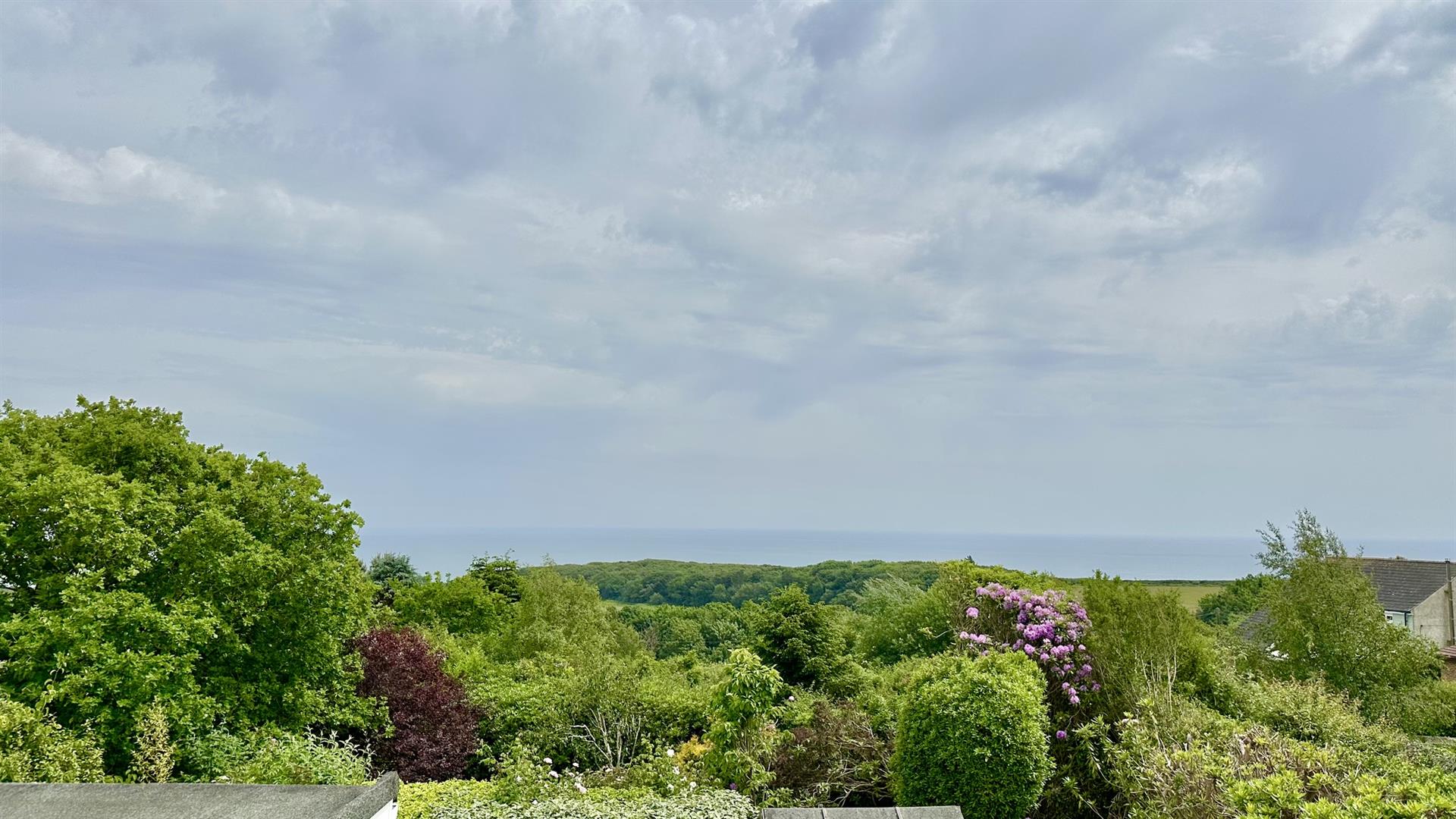 The Close, Fairlight